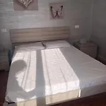 Апартаменты Lovely House Tra Pineta E Mare