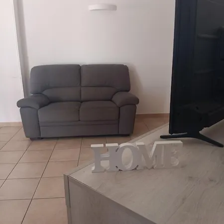 Lovely House Tra Pineta E Mare Διαμέρισμα *